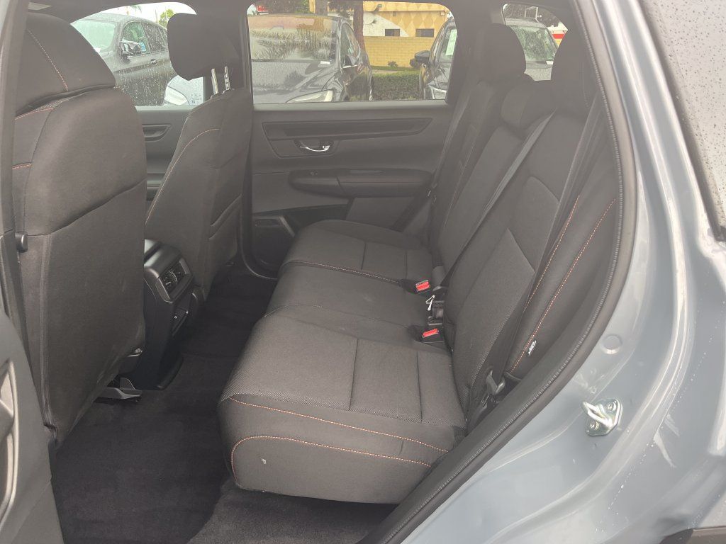 Used 2026 Honda CR-V Sport image 28