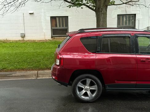 Used 2016 Jeep Compass High Altitude image 8