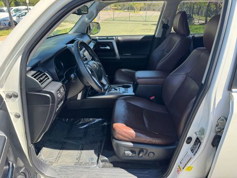 Used 2017 Toyota 4Runner Limited AWD/4WD image 45