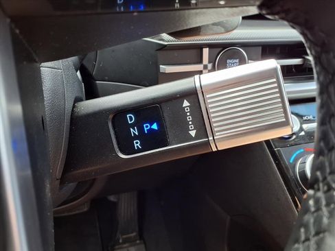 Used 2025 Hyundai Santa Fe SEL FWD image 20