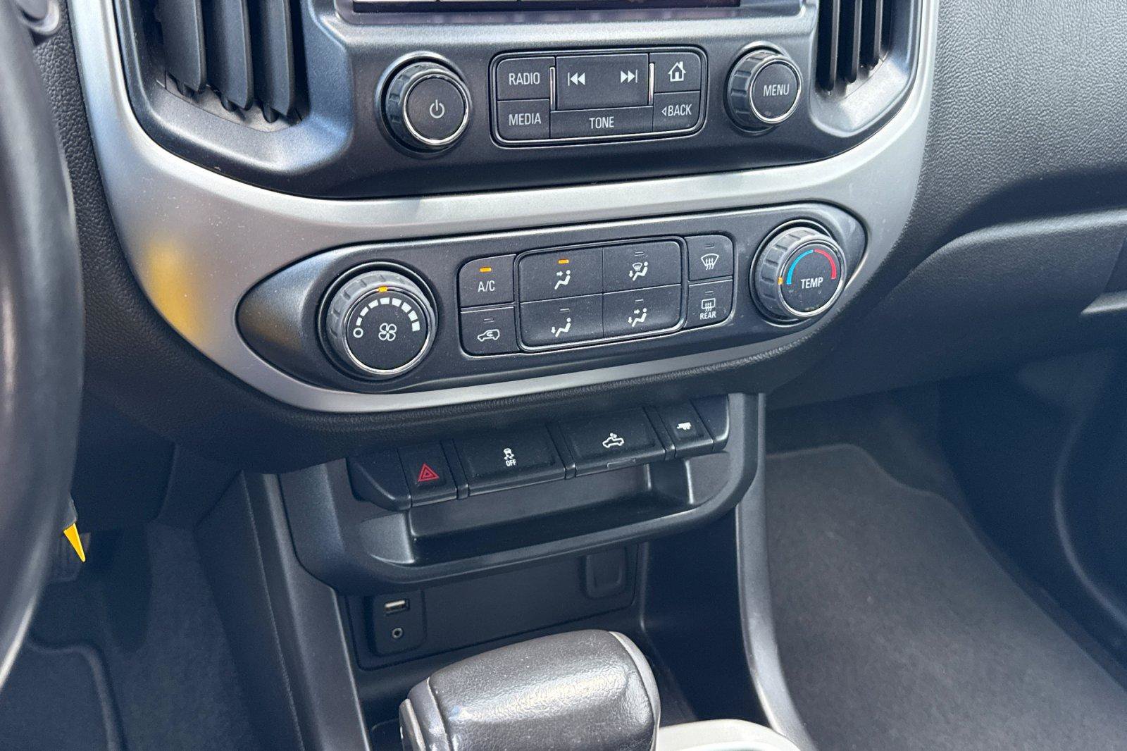 Used 2018 Chevrolet Colorado LT w/ LT Convenience Package RWD image 22