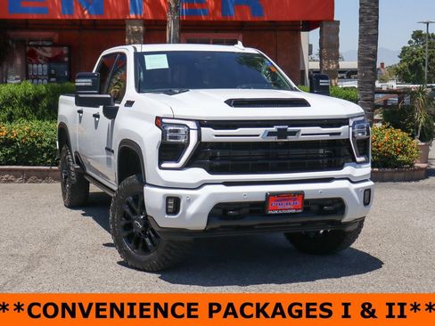 Used 2024 Chevrolet Silverado 2500 LTZ w/ LTZ Plus Package AWD/4WD image 2