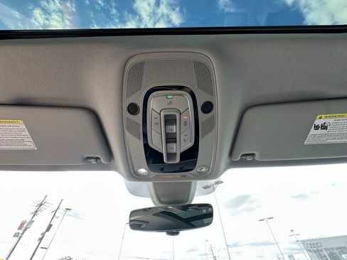 Used 2025 Audi Q5 2.0T Premium Plus w/ Premium Plus Package image 17