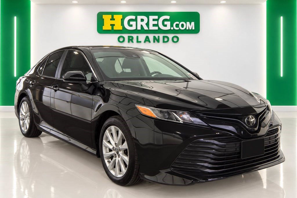Used 2018 Toyota Camry LE FWD image 4