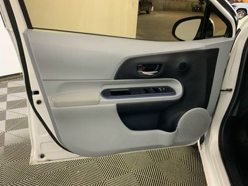 Used 2013 Toyota Prius C Two image 21