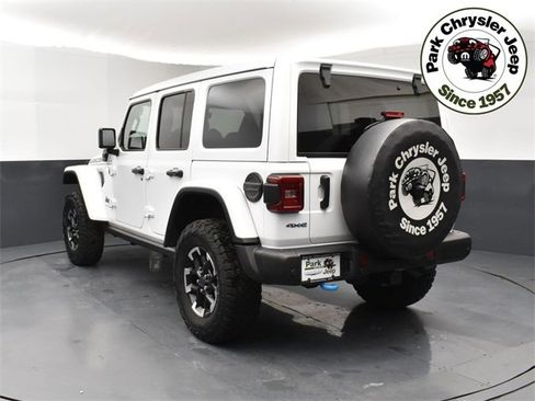 Used 2024 Jeep Wrangler Unlimited Rubicon 4xe image 4
