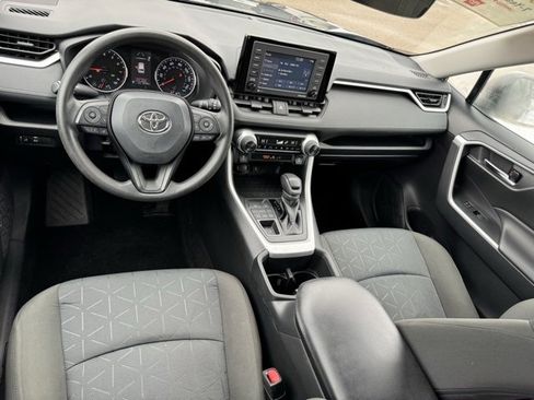 Certified 2022 Toyota RAV4 XLE image 9