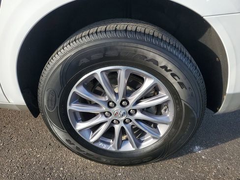 Used 2023 Buick Enclave Essence image 31