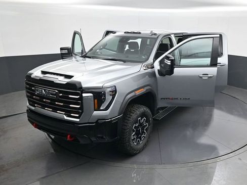 New 2026 GMC Sierra 2500 AT4X w/ LPO, Black Badging Package image 30