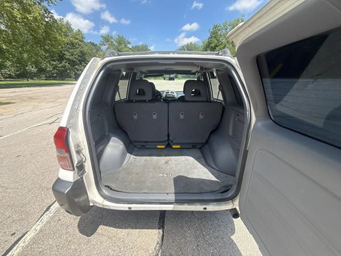 Used 2003 Toyota RAV4 2WD w/ Sport Pkg image 13