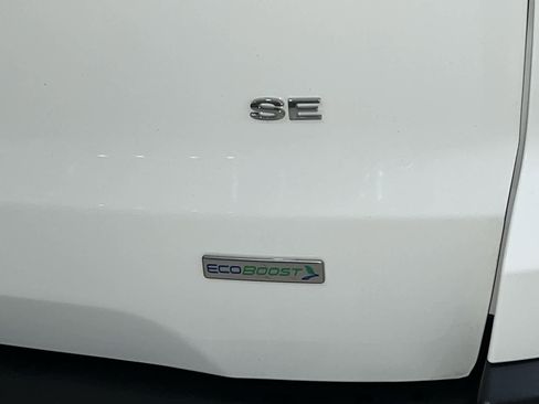 Used 2020 Ford EcoSport SE w/ SE Convenience Package image 11