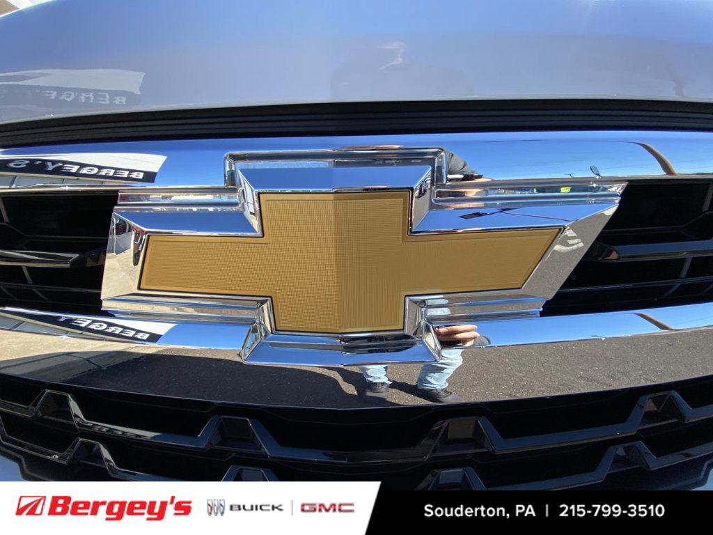 Certified 2023 Chevrolet Silverado 1500 LT AWD/4WD image 35