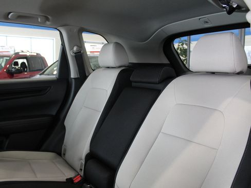 Certified 2023 Honda CR-V EX image 17