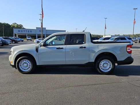 Used 2022 Ford Maverick XL image 4