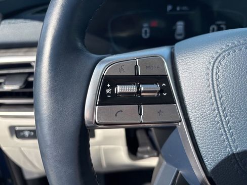 Certified 2024 Kia Telluride EX w/ EX Captain's Chair Package AWD/4WD image 30