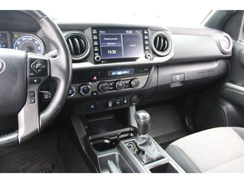 Used 2023 Toyota Tacoma TRD Off-Road image 26