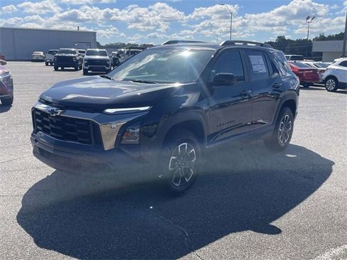 New 2026 Chevrolet Equinox ACTIV image 3