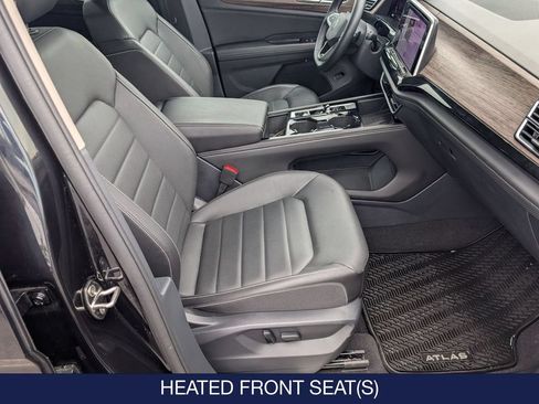 Used 2025 Volkswagen Atlas SEL AWD/4WD image 34