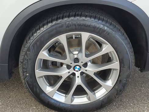 Used 2020 BMW X5 xDrive40i w/ Premium Package AWD/4WD image 36