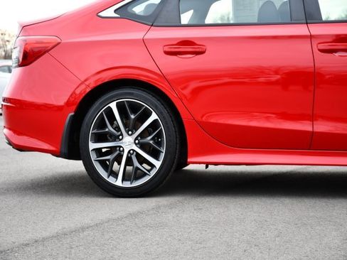 Used 2022 Honda Civic Touring image 10