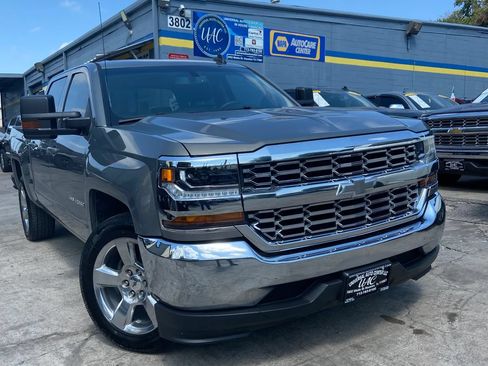 Used 2017 Chevrolet Silverado 1500 LT w/ Max Trailering Package RWD image 1