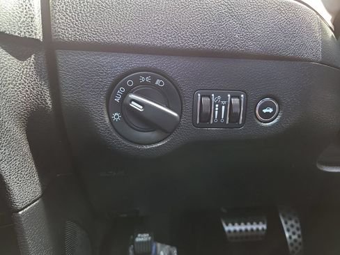 Used 2023 Dodge Charger R/T w/ Navigation & Travel Group RWD image 35