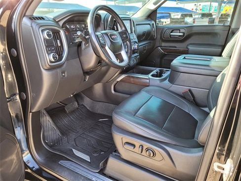 Used 2022 GMC Sierra 1500 SLT image 2