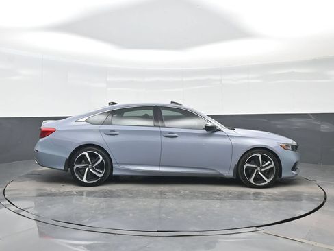 Used 2022 Honda Accord Sport image 7