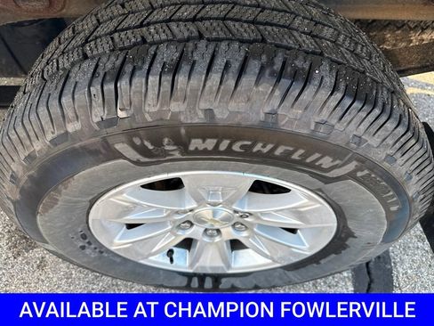 Used 2019 Chevrolet Silverado 1500 LT w/ All-Star Edition AWD/4WD image 11