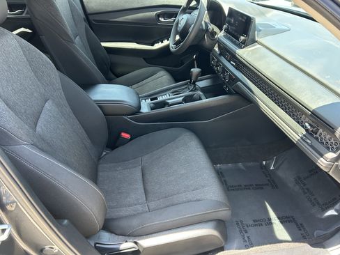 Certified 2024 Honda Accord EX image 9