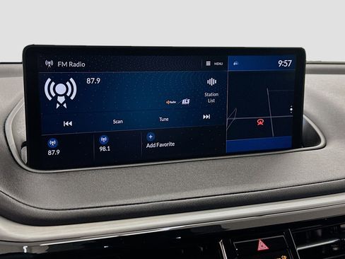 Used 2023 Acura MDX w/Technology Package image 21