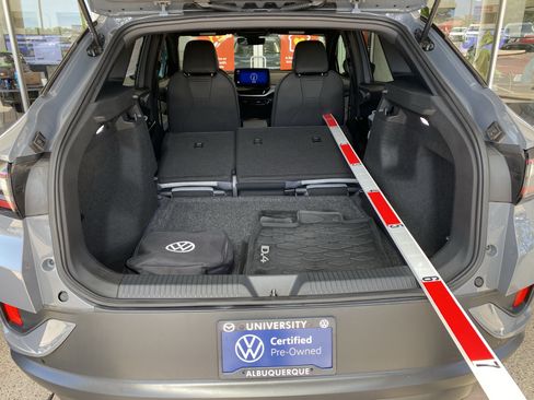 Certified 2024 Volkswagen ID.4 2WD image 18