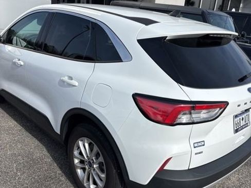 Used 2022 Ford Escape SE w/ Convenience Package image 6