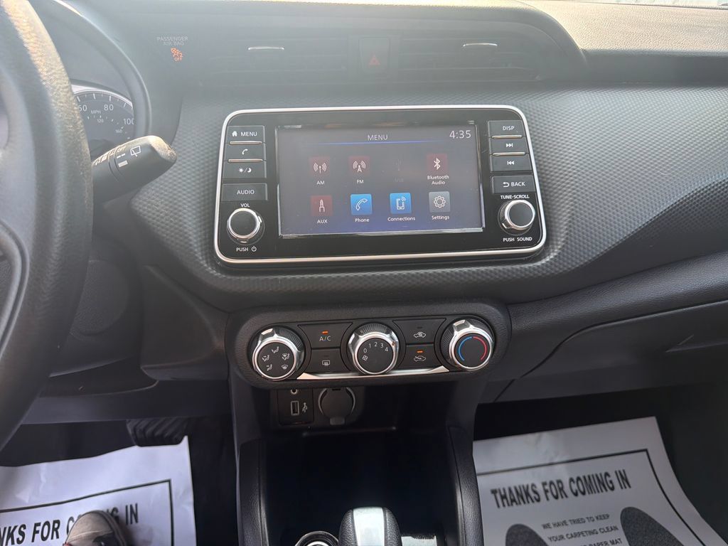 Certified 2022 Nissan Kicks S FWD image 20