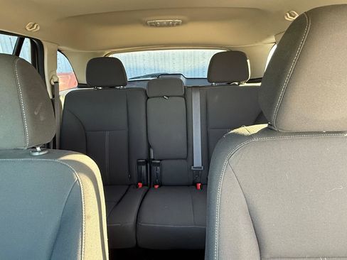 Used 2014 Ford Edge SE w/ Equipment Group 101A image 2