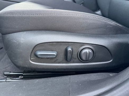 Used 2023 Chevrolet Malibu LT FWD image 11