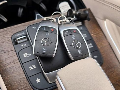 Used 2021 Mercedes-Benz GLE 350 4MATIC w/ 3rd Row Seat Package image 23