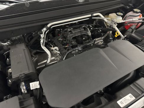New 2026 GMC Canyon AT4 w/ Technology Plus Package AWD/4WD image 57