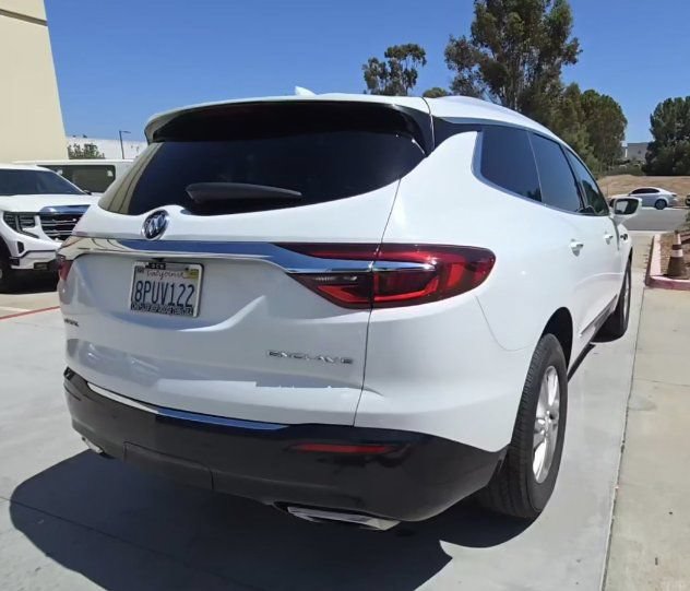 Used 2018 Buick Enclave Essence w/ Trailering Package FWD image 23