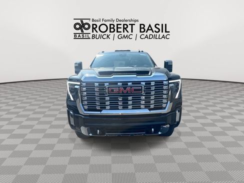 New 2026 GMC Sierra 2500 Denali w/ Denali Reserve Package AWD/4WD image 3