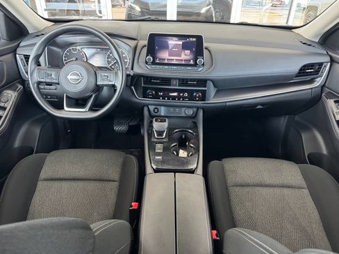 Used 2024 Nissan Rogue SV FWD image 22