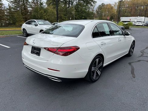 Used 2025 Mercedes-Benz C 300 4MATIC Sedan image 3