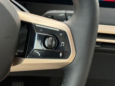 New 2026 BMW iX xDrive60 w/ Premium Package image 24