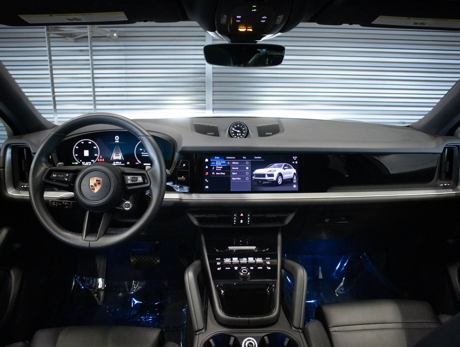 Certified 2026 Porsche Cayenne Coupe AWD/4WD image 14