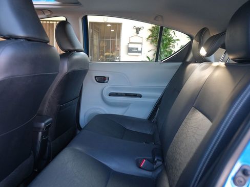 Used 2014 Toyota Prius C Four image 35