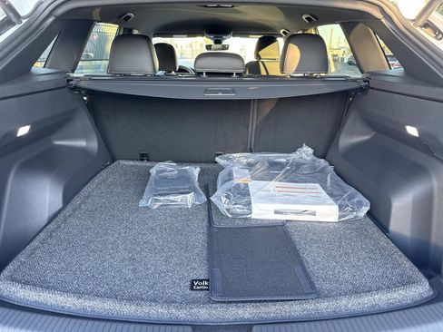 New 2026 Volkswagen Atlas Cross Sport SE image 5