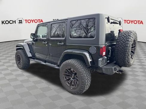 Used 2016 Jeep Wrangler Unlimited Sahara image 6