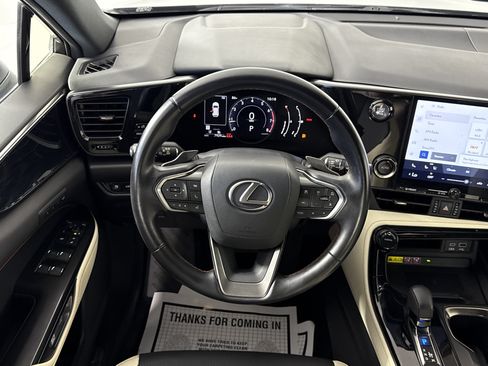 Used 2022 Lexus NX 350 AWD image 10