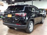 Certified 2022 Jeep Compass Latitude image 6