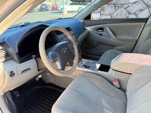 Used 2009 Toyota Camry image 9